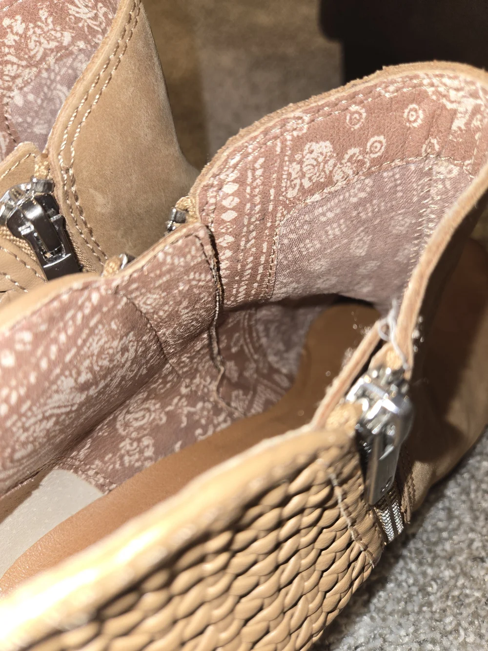 Lucky Brand Basel Tan Leather Ankle Bootie Side Zip US 10M Boho Minimalist